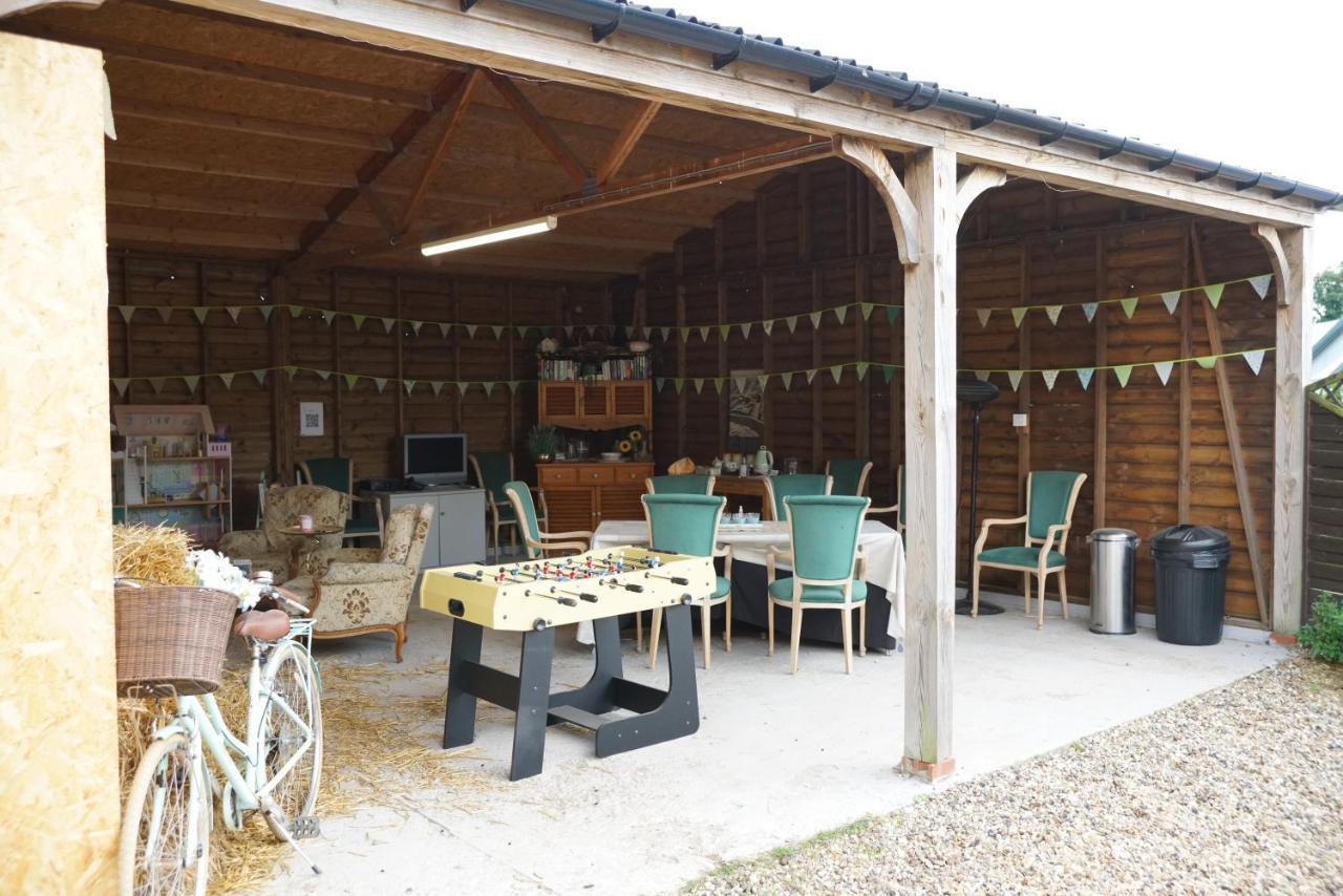 Alpaca Lodge Sittingbourne Bagian luar foto